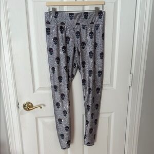 Gray Skull Print Leggings TEREZ NY size large